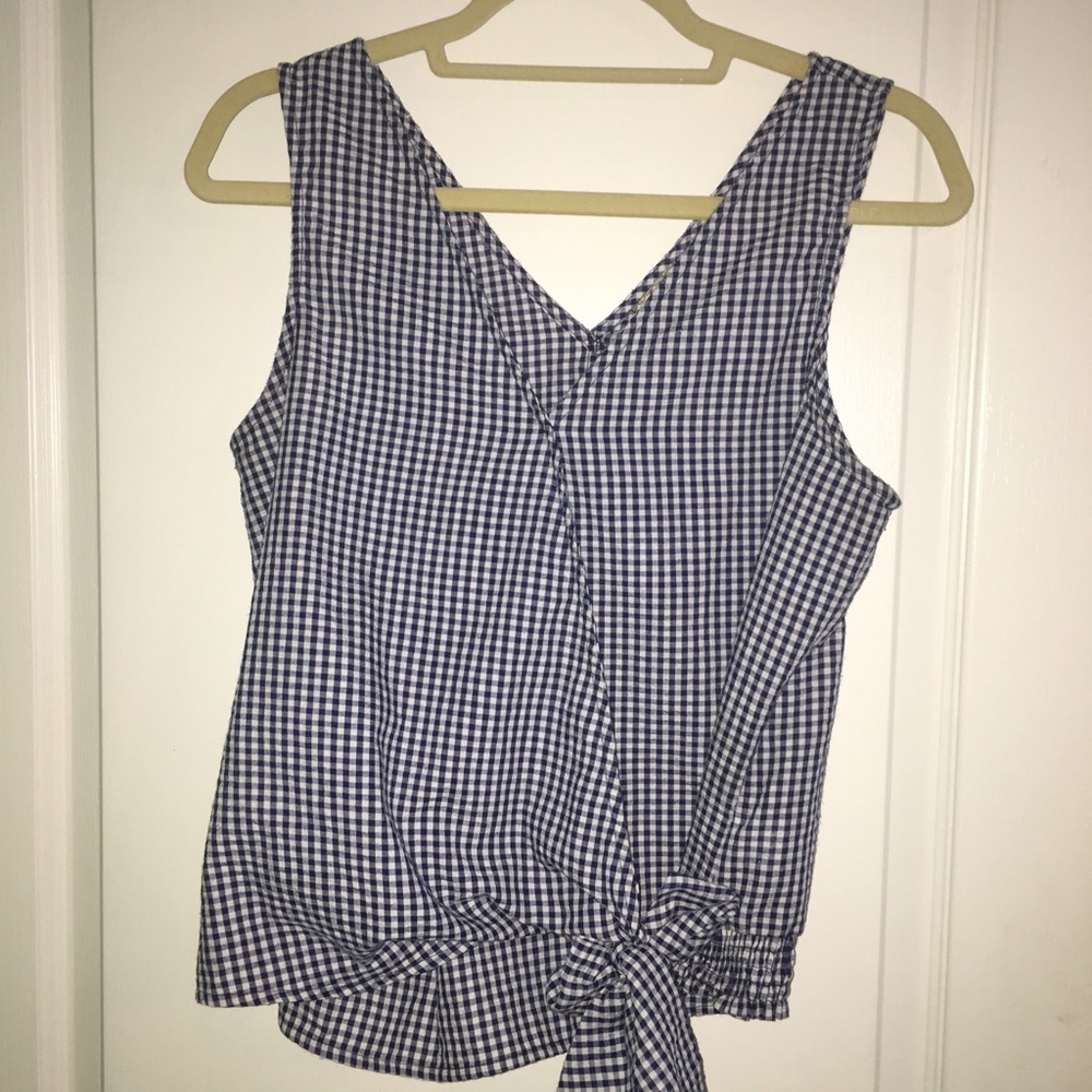 ❗️Charming Charlie Navy Top